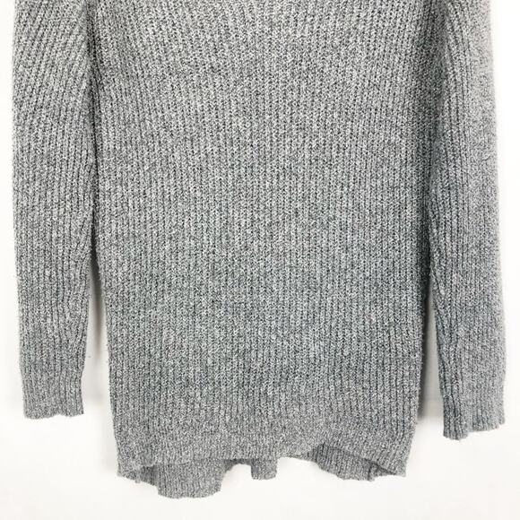 Bluenotes V-Neck Pullover Gray Knit Sweater Size Small - Picture 3 of 9